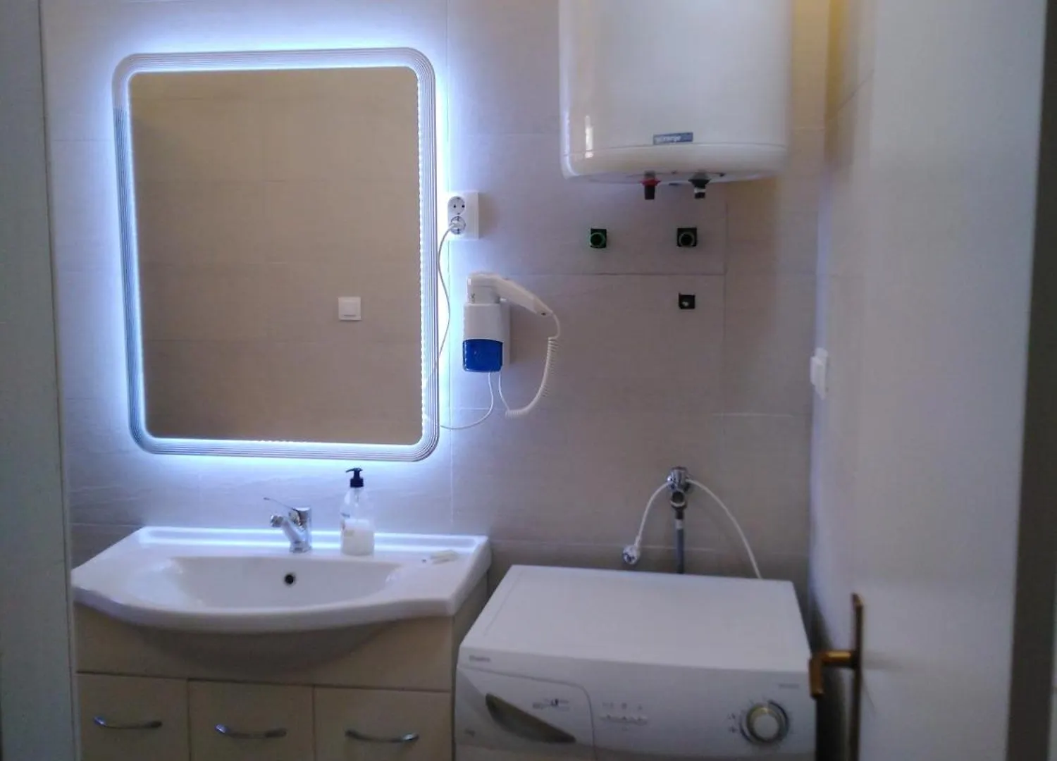 Apartamento Tonino Exclusive Offers Pag Town 0*,  Croacia